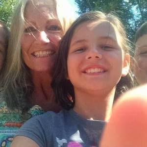 Meet your Posher, Cindi